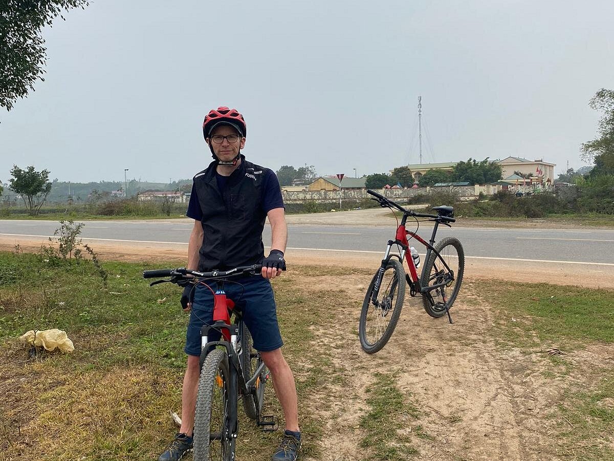 Ninh Binh Cycling Tour Hoa Lu, Tam Coc, Cuc Phuong 2 Days